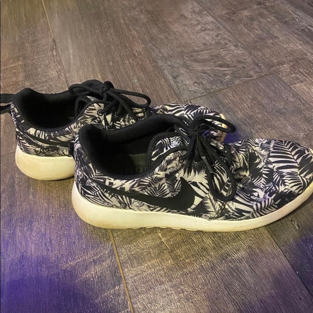 nike running shoes